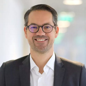 Pierre Etienne BARDIN · La Poste Groupe